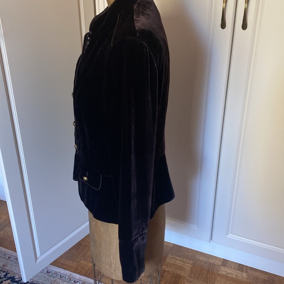 STUNNING VELVET DARK BROWN BLAZER BY PASSPORT . - Picture 2 of 15